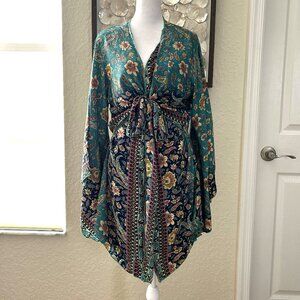 Karma Highway Green Tie Front Kimono Top